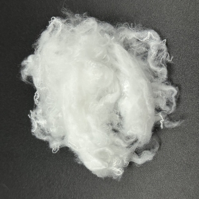 Nylon/polyamide versterkte vezels gemengd met katoen en wol voor spinnen