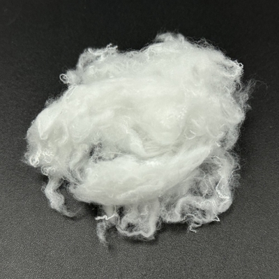 Nylon/polyamide versterkte vezels gemengd met katoen en wol voor spinnen
