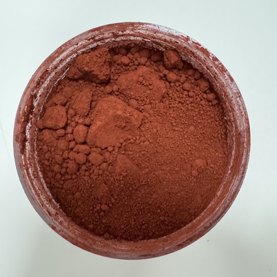Hoge zuiverheid chemische grondstoffen anorganisch pigment ijzeroxide rood voor betonnen bakstenen