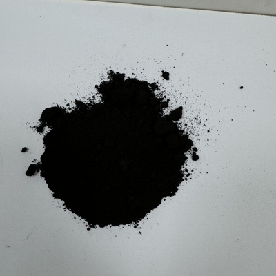 Zwart pigment van ijzeroxide met een hoge tintsterkte voor industriële gebouwverf
