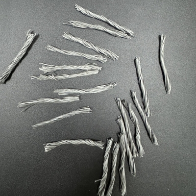 Sterk combinatievermogen PP-vezel Twisted Bunchy-vorm voor betere dispersie in crackbestendige mengsels