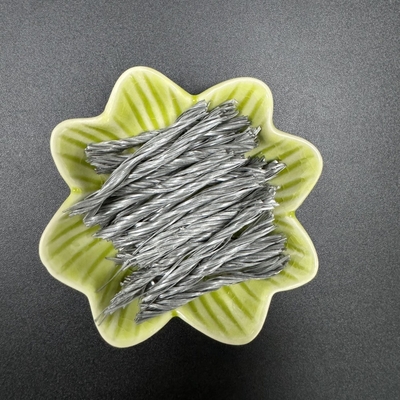 Sterk combinatievermogen PP-vezel Twisted Bunchy-vorm voor betere dispersie in crackbestendige mengsels