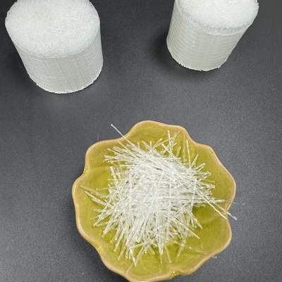 Polypropyleenvezel PP-vezel voor de bouw Spinning Filling And Concrete Material Waveform